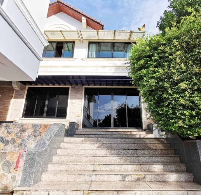 ขายบ้านเดี่ยว 2 ชั้น โครงการเมืองเอก โครงการ 5 ซอยพหลโยธิน 87 เนื้อที่ 117 ตรว พร้อมสระว่ายน้ำ ใกล้ ม.รังสิต