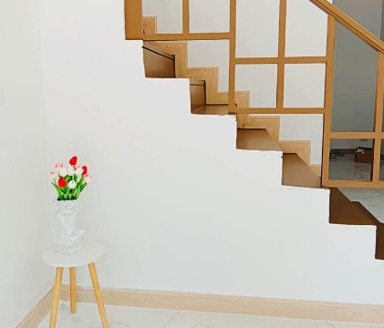 ขายบ้านเดี่ยว 2 ชั้น หมู่บ้านเมืองทองการ์เด้น พัฒนาการ 65 เนื้อที่ 67 ตรว มี 5 ห้องนออน 3 ห้องน้ำ