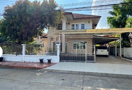 ขายบ้านเดี่ยว2 ชั้น หมู่บ้านเมืองเอกโครงการ 6 ใกล้ ม.รังสิต  เนื้อที่ 80 ตรว มี 5ห้องนอน 3 ห้องน้ำ