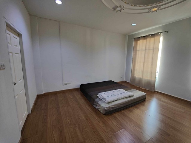 HR1417ให้เช่าทาวน์โฮม 3.5 ชั้น โครงการบ้านกลางกรุง แกรนด์เวียนนา พระราม 3 ใกล้เซ็นทรัลพระราม