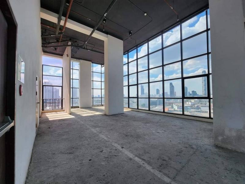 รหัสทรัพย์ R2932 ให้เช่า พื้นที่ในอาคาร exclusive สามารถทำโซน outdoorsได้ วิวสวย ย่านสาทร-ถนนจันน์