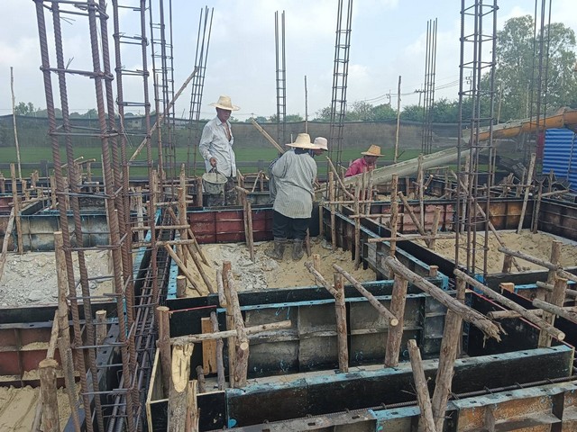 บริการรับเหมาก่อสร้างบ้าน ต่อเติมบ้าน และทำรั้ว โซนกรุงเทพฯและปริมณฑล โดยทีมงานช่างมืออาชีพ