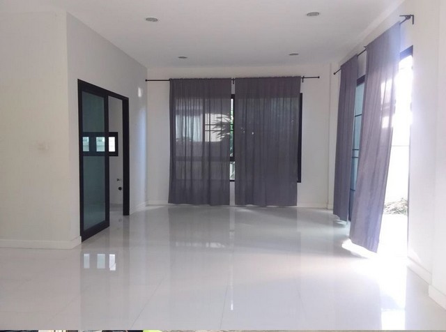 ขายบ้านเดี่ยว ลากูน่า วิลล์ 2 ต.ตลาด อ.เมืองนครราชสีมา จ.นครราชสีมา  PSC00754