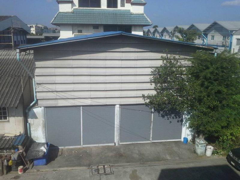 WH0595 ให้เช่าโกดังขนาดเล็ก ย่านบางพลี บางนา-ตราด กม.12 พื้นที่ใช้สอย200 ตรม.1 ห้องนอน 1 ห้องน้ำ ใกล้สุวรรณภูมิ เช่า 25,000 บาท: ติดต่อ : คุณ เอก  :  061-241 4954   &   083-017 9463   : Line Id : eak2325: กดลิ้งค์เพื่อเเอดไลน์ครับ :  https://line.me/ti/p/A6pc3MToug     :  https://line.me/ti/p/OLEY0bJTsVค่าเช่า 25,000 บาท ต่อเดือน ประกัน 2 เดือนล่วงหน้า 1 เดือนที่ตั้ง ​: ตำบลบางพลีใหญ่ อำเภอบางพลี จังหวัดสมุทรปราการโกดังให้เช่า 204 ตรม. ย่านบางพลี บางนา-ตราด กม.12 ใกล้ส