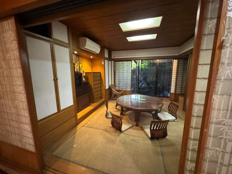 ให้เช่าทาวน์โฮม 4 ชั้น ย่านสุขุมวิท 31 อโศก-พร้อมพงษ์  พร้อมเข้าอยู่