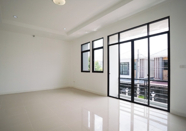 ขายบ้าน มายอิสระ พระราม 5 ราชพฤกษ์ พื้นที่ใช้สอย 160 ตร.ม. 3 นอน 3 น้ำ 2 จอด