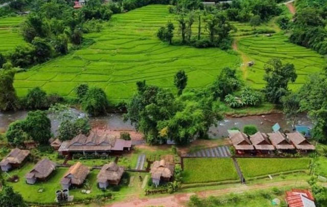 ขายที่ดินเนื้อที่ 9-1-75 ไร่ ริมแม่น้ำว้า เป็นที่นาขั้นบันไดสวย อ.บ่อเกลือ จ.น่าน