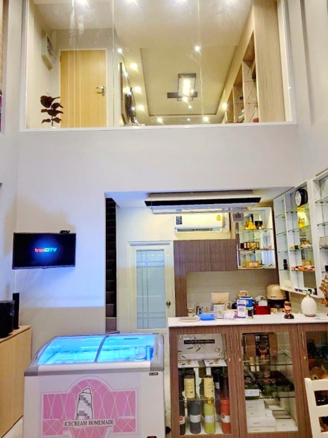 ให้เช่าอาคารพานิชย์ Build-in ตลาดหนองแขม ติดถนนใหญ่ เพชรเกษม 4 ชั้น 22ตรว. 182ตรม. สวยงาม สไตล์ Loft New York 4นอน 4แอร์