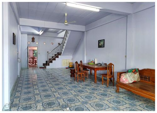 ขายตึกพาณิชย์ 3 ชั้น 25 ตร.ว.ใกล้อนุสาวรีย์ค่ายบางระจัน ทำเลดีมาก ติดถนนใหญ่ จ.สิงห์บุรี