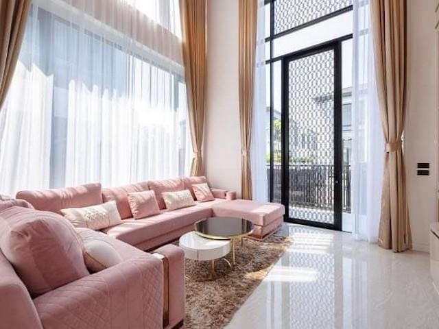 ขายบ้านเดี่ยวสุดหรู โครงการเบลกราเวีย เอ็กซ์คลูซีฟ พูลวิลล่า บางนา-พระราม 9 เฟอร์นิเจอร์พร้อมอยู่