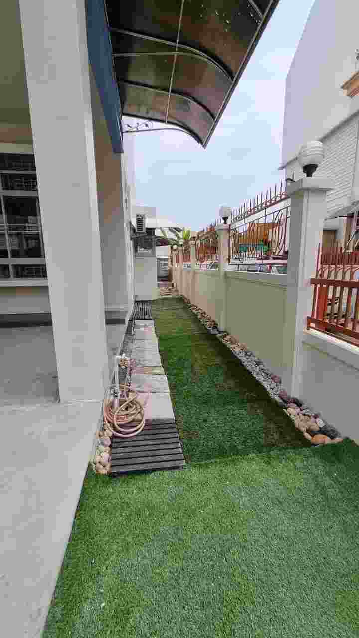 ขายทาวน์โฮม 3 ชั้น หลังมุม หมู่บ้านแกรนด์วิลล์ ซอยอ่อนนุช 80