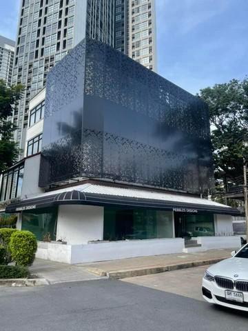 ให้เช่าอาคารพาณิชย์ 3 ชั้นครึ่ง ติดถนนใหญ่ ซอยนราธิวาสราชนครินทร์15 ทำเลดี เหมาะทำโชว์รูม สำนักงาน คลินิค หรือหลายธุรกิจ