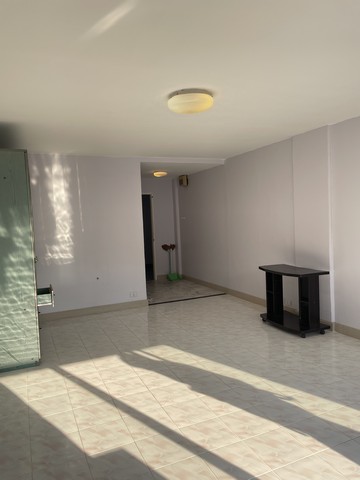 ให้เช่าคอนโดย่านลาดพร้าว รามคำแหง เขตบางกะปิ คอนโดซิตี้วิลล่า ตึกF2 ชั้น8 ห้องเปล่าไม่มีเฟอร์ 