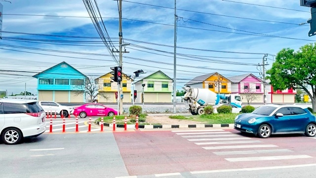 ตลาดกลางบางกระดี่ ให้เช่าพาณิชย์ 2 ชั้น 24ตรว. 140ตรม. 2นอน 1น้้ำ 2จอดรถ ติดถนนใหญ่ เทียนทะเล