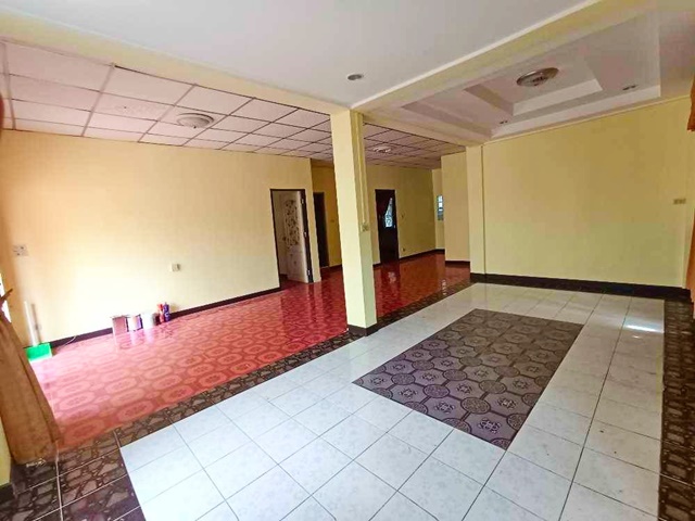 ถูกที่สุด ดาดฟ้า บ้านชั้นเดียวหลังมุมใหญ๋มาก  บางวัว ให้เช่า-ขาย สวนริมคลองร่มรื่นมาก 59ต.ร.ว  วัดบางเกลือ  บางปะกง