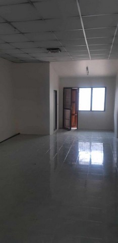 ขายทาวเฮ้าส์ชั้นเดียว หมู่บ้านการเคหะ 18 ตรว. จังหวัดพระนครศรีอยุธยา 599,000 บาท ค่าโอนคนละครึ่ง