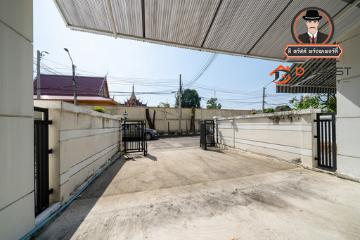 ให้เช่า ทาวน์โฮม บ้านกลางเมือง เดอะรอยัล โมนาโค สวนหลวง 22.25ตร.ว. 3ห้องนอน