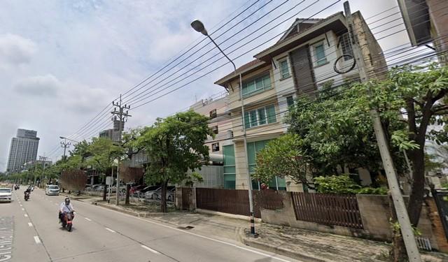 ให้เช่าโฮมออฟฟิศ 3.5 ชั้น ติดถนนเกษตร-นวมินทร์ ถนนประเสริฐมนูกิจ เนื้อที่ 45 ตรว.4 ห้องน้ำ 5 ห้องน้ำ เหมาะทำออฟฟิศ-อยู่อาศัย