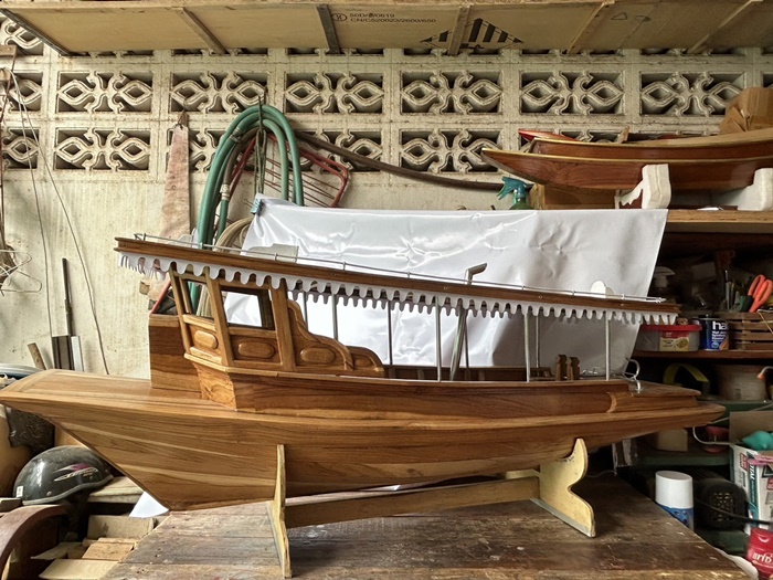 ขายเรือลากจูงไม้บังคับ