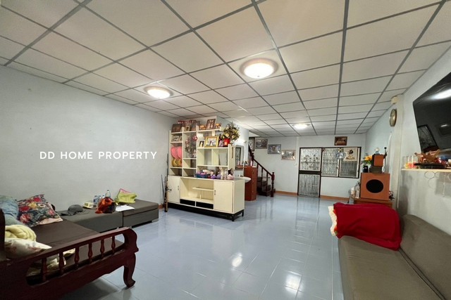 ขายหมู่บ้านวัฒกาญจน์ ไทรม้า หน้าบ้านหันทางทิศตะวันออกเฉียงใต้ (DD001618)