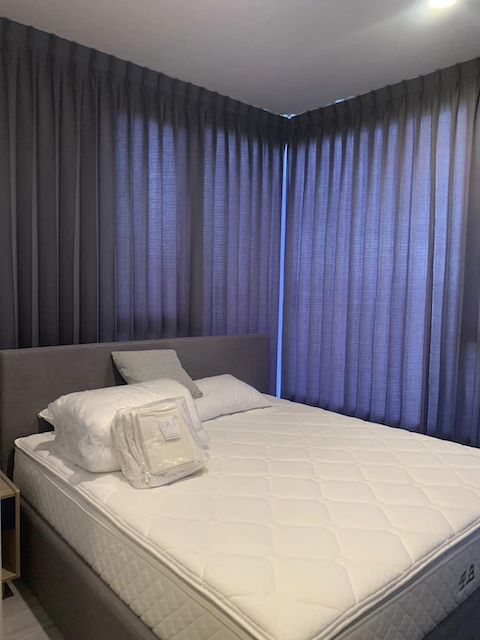 XT Ekkamai, nice, clean, spacious, 4th floor, BTS Ekkamai.***Service for selling/renting houses, condos and giving advice. If interested, contact at any time***Interested in additional details or pictures or making an appointment to see the room, please contact Ekachai.T. 089-799-5598Line ID: @auiauiaui001 (add @ in front)Room type: 2 bedrooms, 2 bathroomsSize 58 sq m., 4th floorClean room, beautifully decorated, ready to move in.details-------------------------------------------------- ------------Rental price: 40,000 baht per month-------------------------------------------------- ------------*Facilities worth using- Leisure Pool- Theater- The Bar & Lounge- Meeting Room- Outdoor Pavilion Gym-------------------------------------------------- ------------*Nearby important places (Based on information from Google Map)- BTS Ekkamai 1.6 km.- BTS Thonglor 2 km.- ARL Ramkhamhaeng 2.4 km.- Park Lane 1.2 km.- Emporium 3.6 km.- EmQuatier 3.9 km.-------------------------------------------------