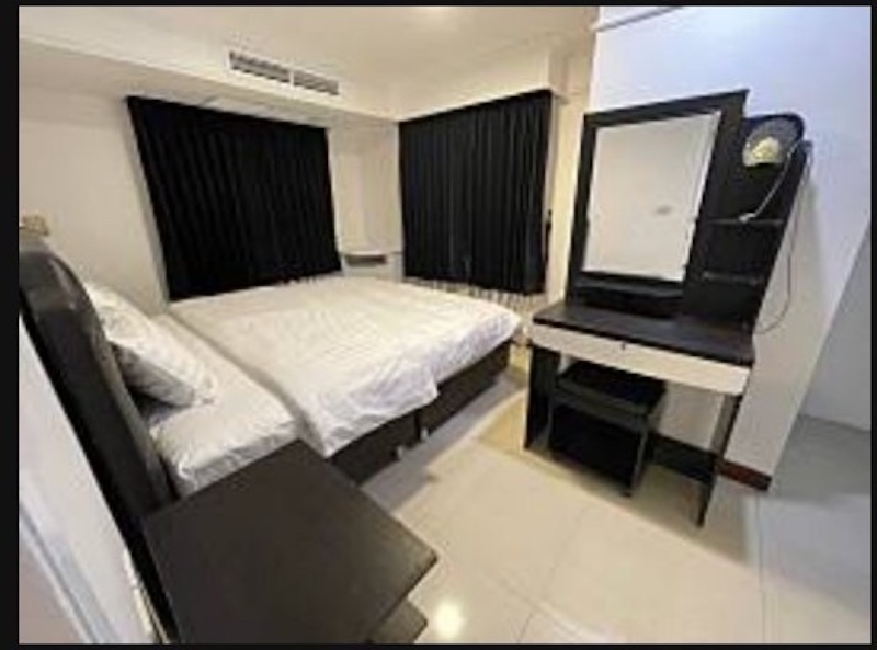 BH2627 ให้เช่าคอนโด ฟอร์จูน ทาวน์ 2 นราธิวาส 24ชั้น10 ตึก3contact : คุณบัว Bua Agent 0936464597, 0826914598Line : Bua093ปล่อยเช่า 15000บาท/เดือนวิวสระว่ายน้ำชั้น10  ตึก31 นอน 2 น้ำ 60 ตรมที่ตั้ง ถนนนราธิวาสฯ 24 แขวงช่องนนทรี เขตยานนาวา กทม. 10120Agent Postcontact : คุณบัว Bua Agent 0936464597, 0826914598Line : Bua093https://line.me/ti/p/VLsrAErtoXPL. Real Estate Broker http://www.kaibaanteedin.com รับฝากขาย คอนโด บ้าน ที่ดิน ออฟฟิศ อาคารพาณิชย์ อสังหาริมทรัพย์ทุกชนิด บริการด้วยใจข้อความ,ข้อมูลและรูปภาพ ได้ร