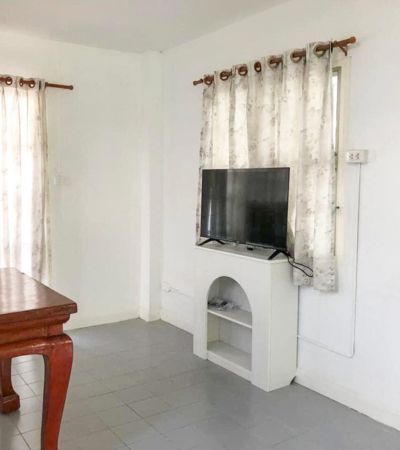 บ้านเดี่ยว ปรับปรุงใหม่ทั้งหลัง ใกล้ตัวเมือง (ไม่ร้อน เย็นสบาย)