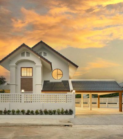 ติดต่อ หลิน 088 598 6998 Line ID: positive.agราคาเพียง 4.99 ลบในราคานี้ฟรี แอร์ 3 ตัว เฟอร์นิเจอร์ชุดอีก 2 ห้องนอน.บ้านหลังใหญ่ แปลงหัวมุม พื้นที่เยอะๆ เหมาะสำหรับครอบครัวไซส์บิ๊ก ห่างแยกแม่กวงเพียง 2 กม. ต.สันนาเม็ง.- 5 ห้องนอน 3 ห้องน้ำ - 1 ห้องครัว- 1 โถงนั่งเล่น- พื้นที่ 101 ตารางวา (แปลงมุม) มีพื้นที่บ้านสำหรับต่อเติมเพิ่มเติมในอนาคตอีกได้- จอดรถได้ 5-6 คัน _________ของแถมฟรีค่าโอนเครื่องปรับอาก