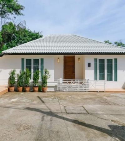 ติดต่อ หลิน 088 598 6998 Line ID: Positive.agขาย 3.95 ล้านบาทบ้านใกล้นิมมาน, มช. เพียง 5 นาที รีโนเวทใหม่ทั้งหลัง Modern Styleด้วยวัสดุเกรดพรีเมี่ยม .3 ห้องนอน 2 ห้องน้ำขนาด 33 ตรว.บ้านหันหน้าไปทางทิศใต้ต.สุเทพ อ. เมืองเชียงใหม่.3.95 ลบ (โอนคนละครึ่งค่ะ)Free แถม Smartทีวี 55  แถมชุดโต๊ะทานข้าว 1ชุด สำหรับ 4 ที่นั่งสำหรับนั่งในบ้านและนอกสวนชุดเตียง ตู้เสื้อผ้า 2 ห้องนอนชุดโซฟาห้องรับแขก โคมไฟตั้งพื้นแถมผ้าม