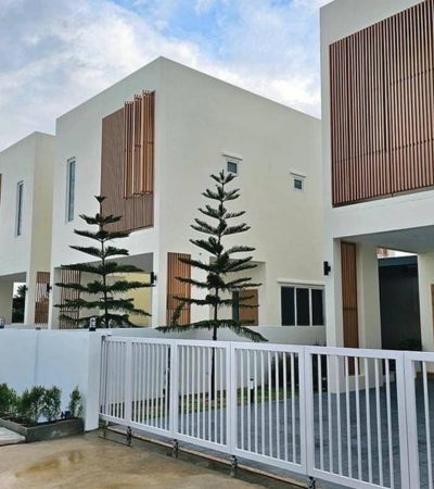 เหลือไม่กี่หลัง บ้านเดี่ยว 2 ชั้น สไตล์มินิมอล-โมเดิร์น พร้อมระเบียง ที่เห็นวิวดอยและทุ่งนา แบบฟินๆ