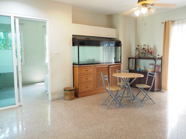 ขายบ้านพร้อมโกดัง(พร้อมผู้เช่า) เนื้อที่ 303 ตารางวา สุขสวัสดิ์ 70 แยก 13 อำเภอพระประแดง จังหวัดสมุทรปราการ