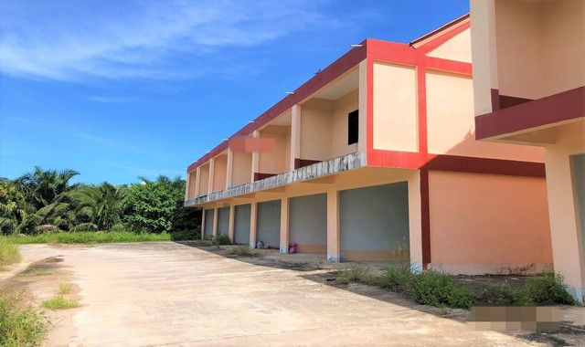 ขายอาคารพาณิชย์   อำเภอท่าชนะ  สุราษฎร์ธานี (PKK04-04406)