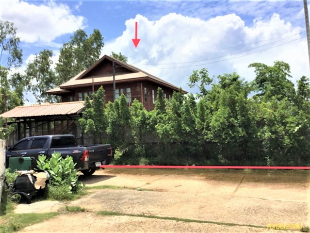   รายละเอียดเพิ่มเติม Code ID : PKK02-15904  ราคาขาย 7,294,000  บาท- ขนาดพื้นที่ : 340.70 ตร.ว.  - พื้นที่ใช้สอย :   294.50 ตรม- จำนวนห้อง :  4 ห้องนอน 3 ห้องน้ำ  - ที่จอดรถ :    1   คัน- บ้านหันทางทิศ :  - พิกัดทรัพย์ :  https://maps.app.goo.gl/JRzaARnJbzLa9pfv8    สถานที่ใกล้เคียง- ใกล้โรงพยาบาลกองบิน 21- ใกล้ตลาดสันติสุข 2 บ้านปลาดุก - ใกล้ตลาดนัดลองดู- ใกล้โลตัส โกเฟรช ขามใหญ่   สอบถามเพิ่มเติม/นัดชมโทร. 097-419-5982(พลอย)โทร. 096-932-4624(ออมสิน)Line : @panaya (มี@ด้านหน