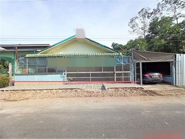 รายละเอียดเพิ่มเติมCode ID :   PKK02-10057ราคาขาย        1,708,000 บาท- ขนาดพื้นที่ :       61 ตร.ว - พื้นที่ใช้สอย :    231.40 ตร.ม- จำนวนห้อง :     1 ห้องนอน 1 ห้องน้ำ- ที่จอดรถ :    1-2 คัน- บ้านเดี่ยว :     1 ชั้น- บ้านเดี่ยวหันทางทิศ : -- อายุอาคาร :      11 ปีพิกัดทรัพย์   :    https://maps.app.goo.gl/VkPqwhRobJFK4u7B9สถานที่ใกล้เคียง- ใกล้โลตัส โกเฟรช จะนะ สงขลา- ใกล้โลตัส จะนะ - ใกล้โรงเรียนเจริญธรรมวิทยา- ใกล้โรงเรียนธรรมวิทยามูลนิธิสงขลาสอบถามเพิ�