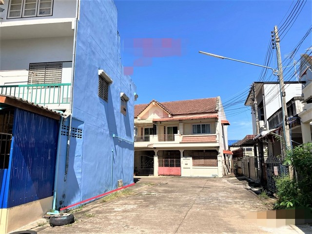 ขายทาวน์เฮ้าส์    หมู่บ้านวังเพชร   สุราษฎร์ธานี (PKK03-05540)