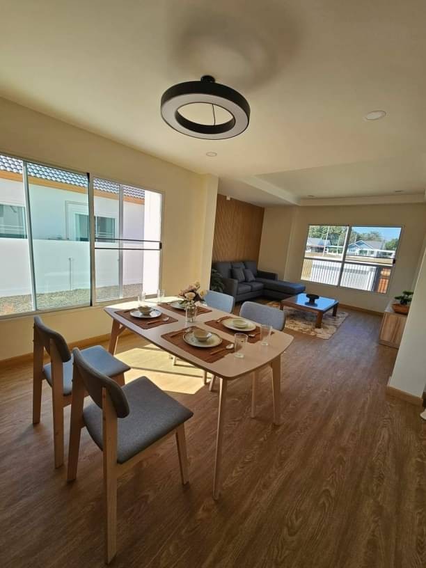 บ้านสวย พร้อมเข้าอยู่ 3.29 ล้าน บ้านสร้างใหม่ 2 ชั้น สไตล์โมเดิร์นมินิมอล ดอนแก้ว สารภี ของแถมเยอะ หิ้วกระเป๋าพร้อมเข้าอยู่ได้เลย