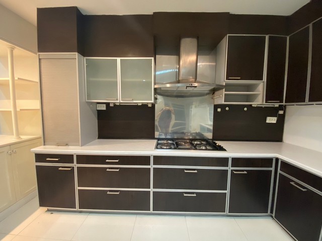 ให้เช่าบ้านเดี่ยว ย่านเอกมัย ซอย10 สุขุมวิท 63  เนื้อที่ 103 ตร.ว. 3ห้องนอน