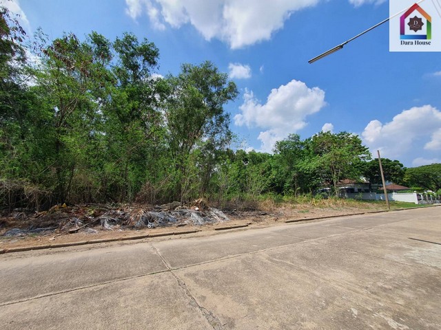 sale ที่ดิน ขายที่ดิน ต.หลักหก อ.เมืองปทุมธานี จ.ปทุมธานี   0 Rai 0 ngan 206 SQ.WA 5768000 บ.   เป็นส่วนตัว