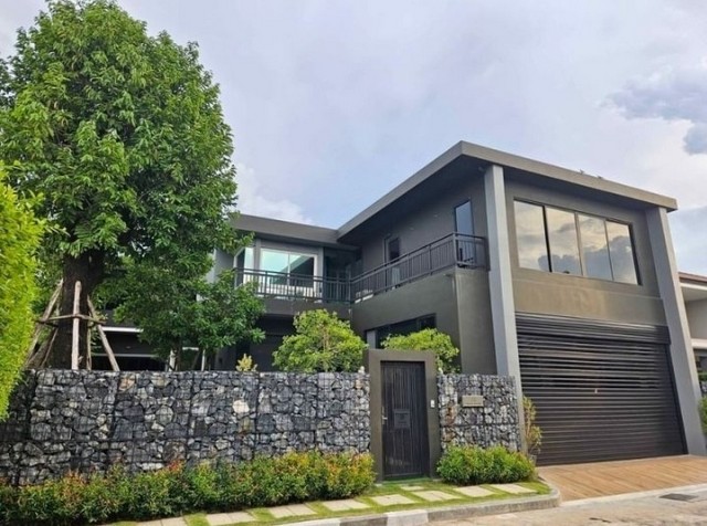 WW934A  ขาย บ้านหรู 2 ชั้น หมู่บ้านเดอะแกรนด์ ปิ่นเกล้า (The Grand Pinklao) ถนนบรมราชชนนี , ทำเลทอง