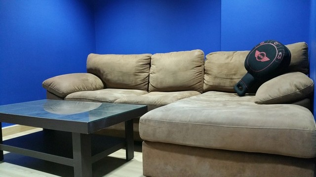 ให้เช่าด่วน ชาโตว์ อิน ทาวน์ เมเจอร์รัชโยธิน 2 ชั้น 8  29 ตร.ม ใกล้  BTS รัชโยธิน ห่างจากปากซอยเพียง 500 เมตร