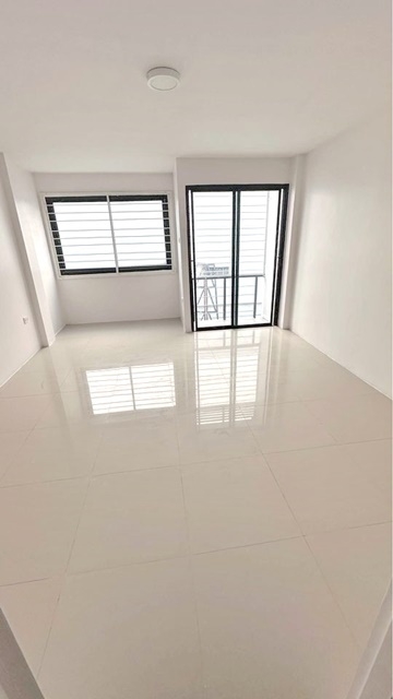 ตลาดพระเงิน กันตนา โฮมออฟฟิศ ตลาดน้ำบางคูลัด ให้เช่าอาคารพาณิชย์ 3ชั้น 24ตรว. 192ตรม. 4นอน 3น้ำ