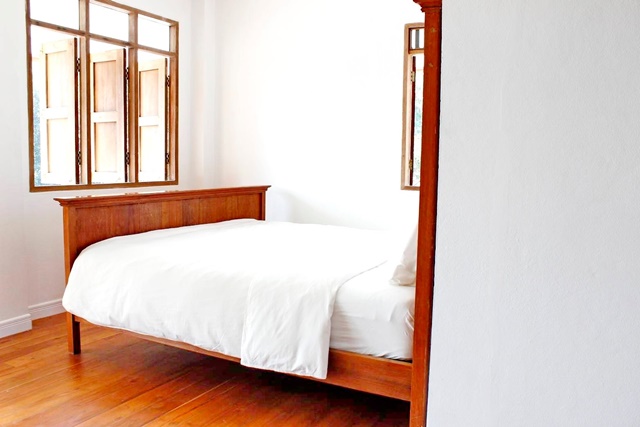 สไตล์วินเทจสวยงาม 40ตรว. ตลาดสดแม่กวง ให้เช่า-ขาย บ้านล้านนาริมแม่น้ำ 280ตรม. 4นอน 4น้ำ  2จอดรถ 4แอร์ ทำเลดีมาก สะดวก