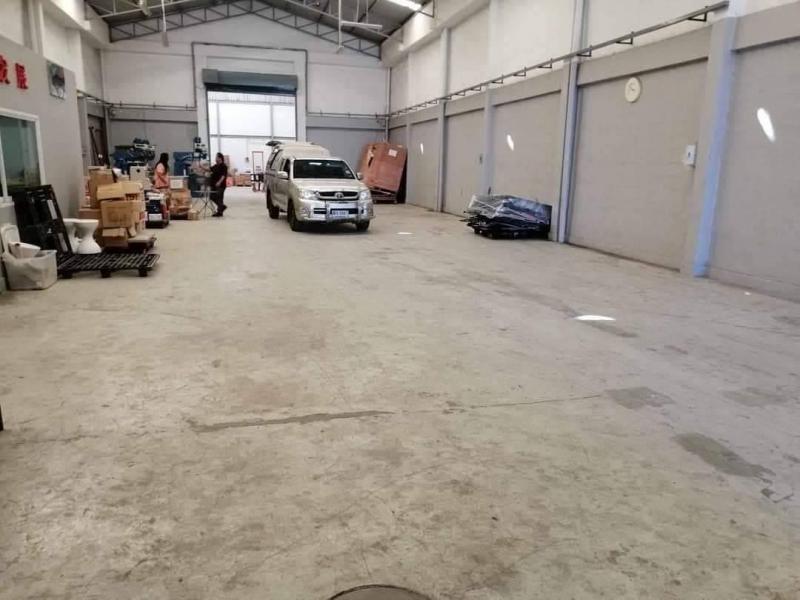 EPL-WH0600 ให้เช่าโกดังพร้อม-ออฟฟิศ ซอยกิ่งแก้ว สมุทรปราการ พื้นที่ 650 ตารางเมตร  2 ห้องน้ำ 2 ที่จอดรถ 