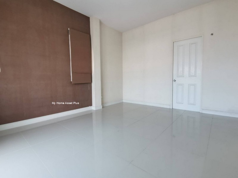 MH0002 ขายบ้านเดี่ยว 2 ชั้น บ้านกล้วย-ไทรน้อย ขนาด 56.6 ตร.วา เป็นบ้านสวย หลังมุม วิวสวน