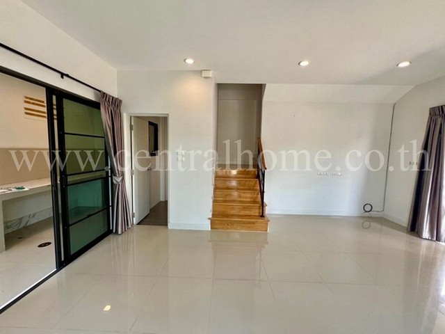 ทาวน์โฮม เวิร์ฟ ติวานนท์-รังสิต หลังมุม ถูกที่สุด ใกล้ ตลาดพูนทรัพย์