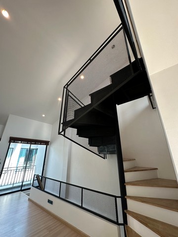 ให้เช่าทาวน์โฮม3ชั้น   เฮ้าส์โคลเวอร์  แจ้งวัฒนะ ราชพฤกษ์ เหมาะอาศัย ทำออฟฟิศ