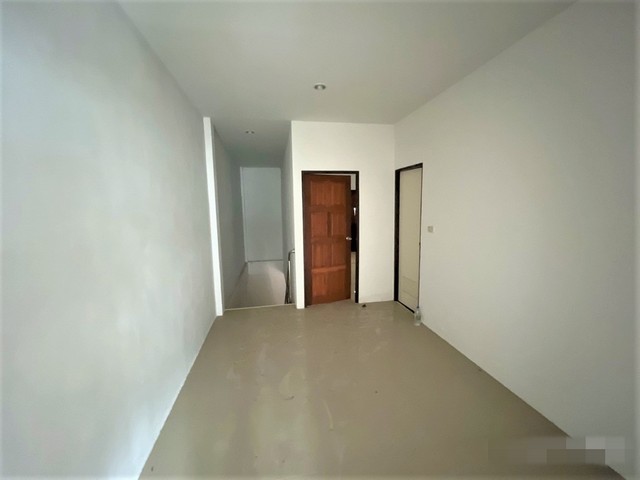 ขายอาคารพาณิชย์  อำเภอเมืองสุราษฎร์ธานี  สุราษฎร์ธานี (PKK04-06137)