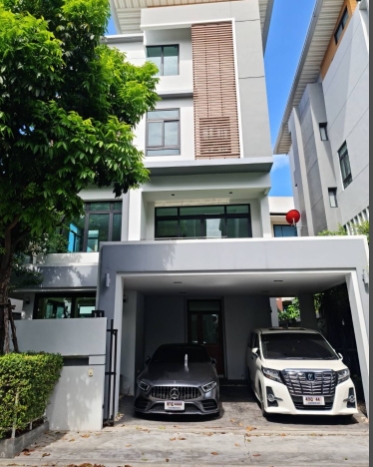 ขายบ้านเดี่ยว 4 ชั้น  โครงการ H-Cape Minera รามอินทรา  ใกล้สวนสยาม เนื้อที่ 53 ตรว มี  6 ห้องนอน 4 ห้องน้ำ