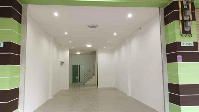 ให้เช่าอาคารพาณิชย์ 3 ชั้น ใกล้วัดบ้านแลง เชิงเนิน ระยอง