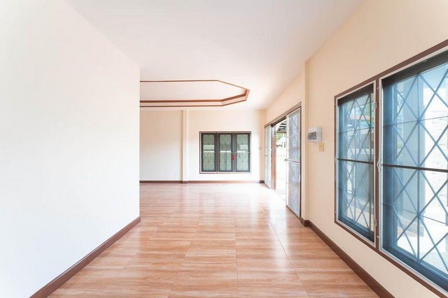 ให้เช่าบ้านเดี่ยวหลังใหญ่ ใกล้นิคมโรจนะ บ้านค่าย ระยอง